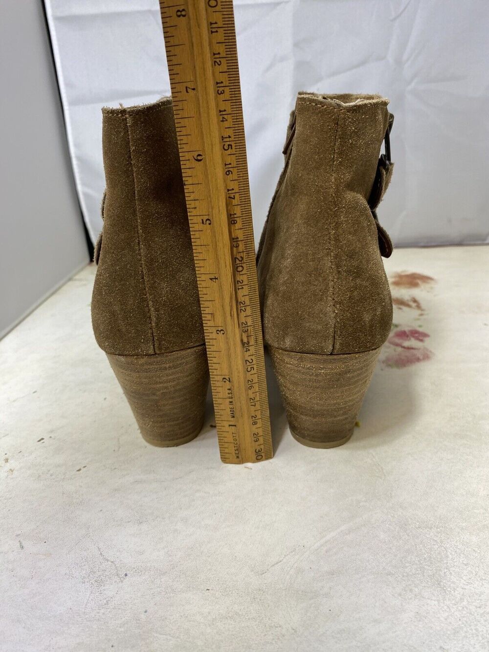 Diba Heeled Ankle Boots Brown Suede Buckle Booties Women’s Size 10 GUC - Picture 5 of 15